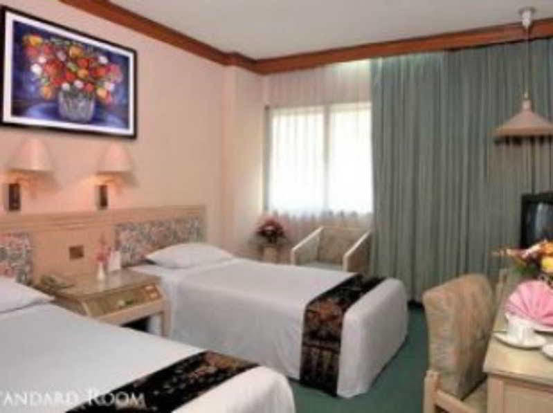 Patra Comfort Jakarta Jacarta Exterior foto