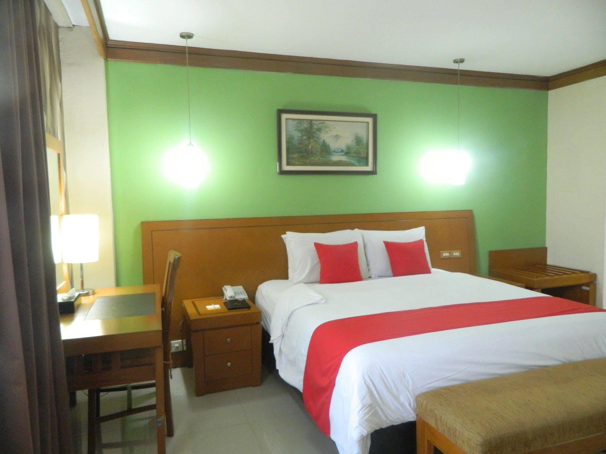 Patra Comfort Jakarta Jacarta Exterior foto