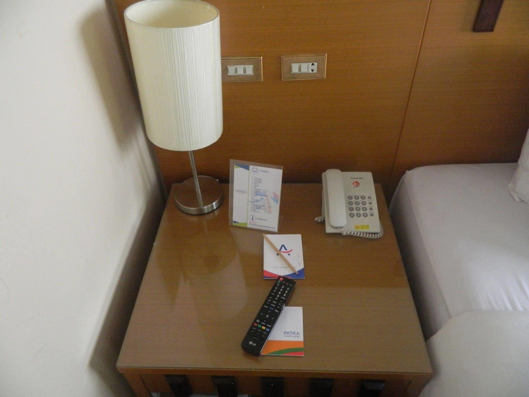 Patra Comfort Jakarta Jacarta Exterior foto